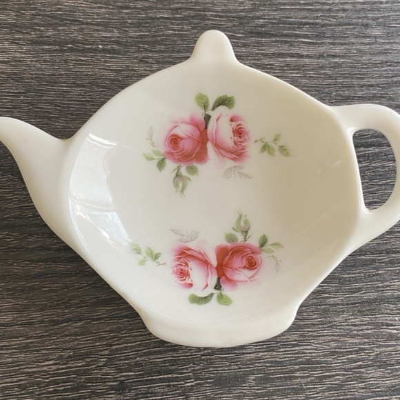 Allyn Nelson Collection Other - Allyn Nelson Collection Tea Bag Holder Spoon Rest Tea Pot Fine Bone China Roses